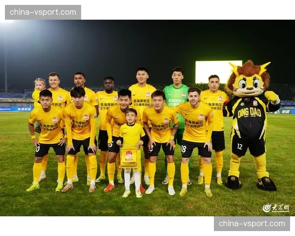 武汉三镇外援戴维森接受ESPN专访，谈在中国踢球的适应与挑战。